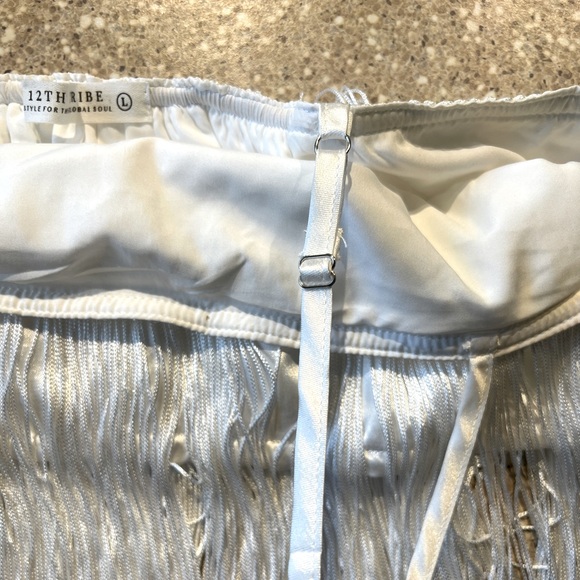12th tribe white fringe top, size Large - Picture 2 of 3